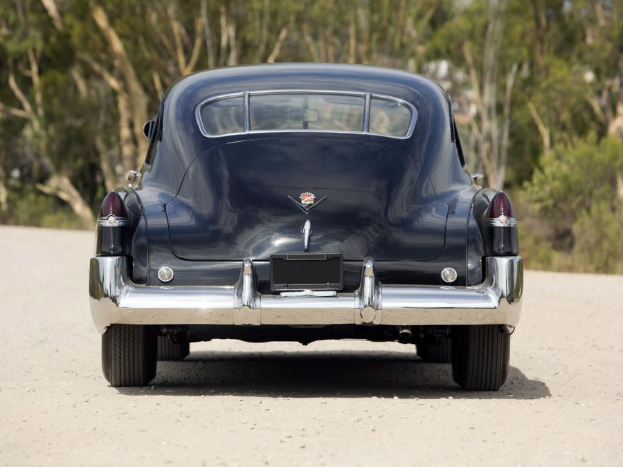  Cadillac Series 61 Club Coupe Sedanette 1949 года  (фото 2 из 3)